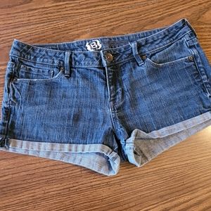 Bullhead Denim Blue Jean Shorts Size 9